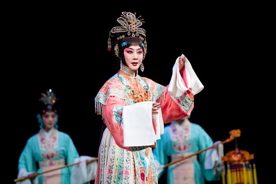 В Китае стартует онлайновый сезон пекинской оперы в честь участников борьбы с COVID-19