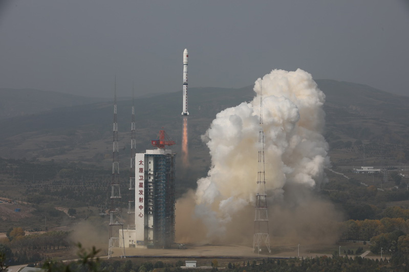 Китай запустил в космос два спутника для мониторинга окружающей среды