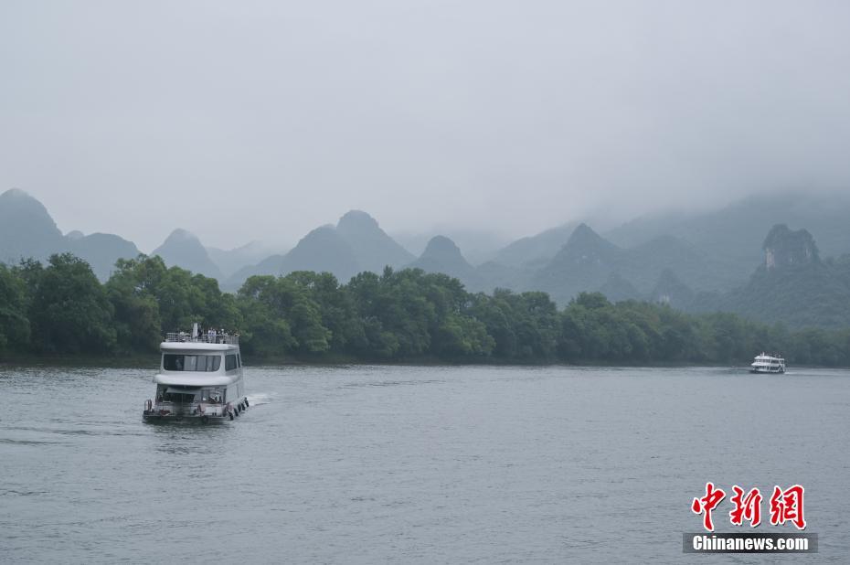 Живописная река Лицзян на юго-западе Китая