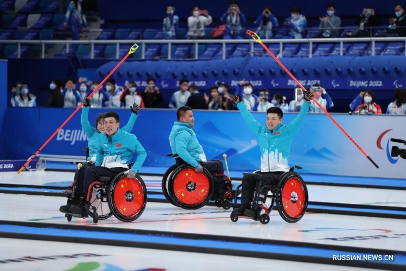 Китайцы защитили титул чемпиона по керлингу на колясках на зимних Паралимпийских играх в Пекине