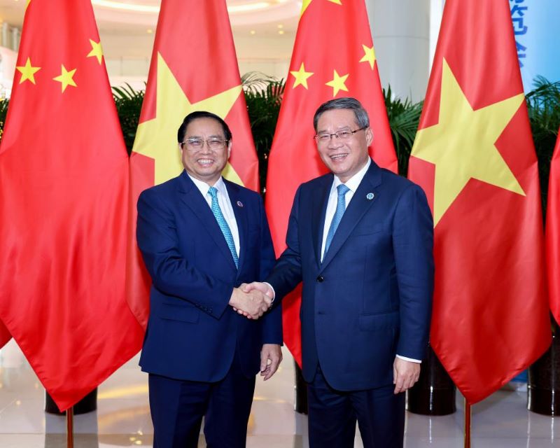 Премьер Госсовета КНР встретился с премьер-министром Вьетнама
