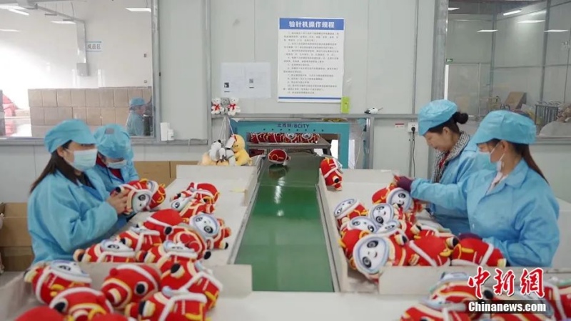 Китайский город Анькан поставляет мягкие игрушки более чем в 80 стран и регионов мира