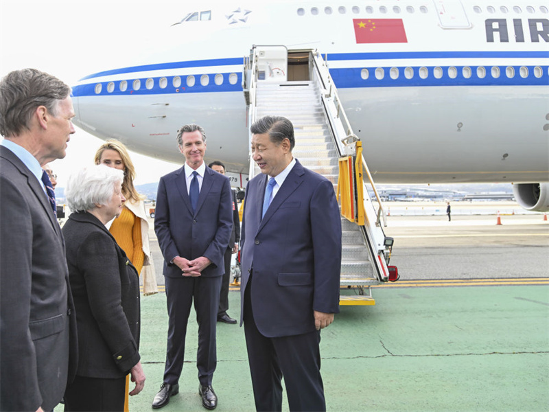 Си Цзиньпин прибыл в Сан-Франциско для встречи с Дж. Байденом и участия в 30-й неформальной встрече бизнес-лидеров АТЭС