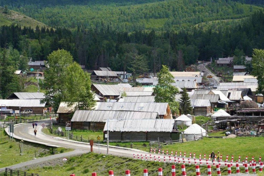 Туризм набирает обороты в Синьцзяне