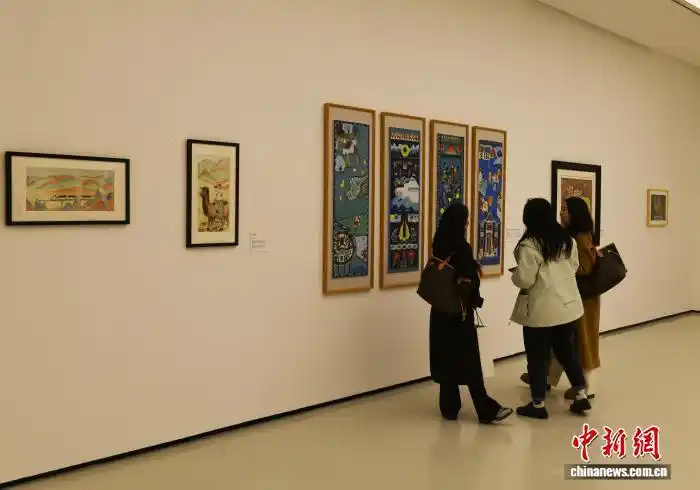 В Чунцине открылась выставка детских рисунков, вдохновленная грузовыми поездами «Китай – Европа»