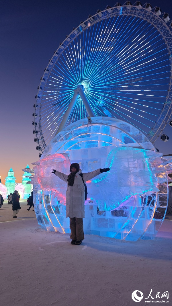 Большой мир льда и снега в Харбине приглашает всех желающих в сказочное путешествие