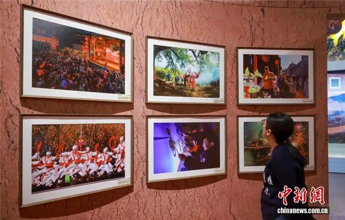 В Пекине открылась фотовыставка, посвященная празднованию китайского Нового года