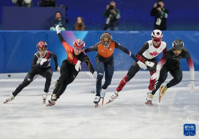 Сунь Лун завоевал серебро на дистанции 1000 метров в шорт-треке на ОИ-2026