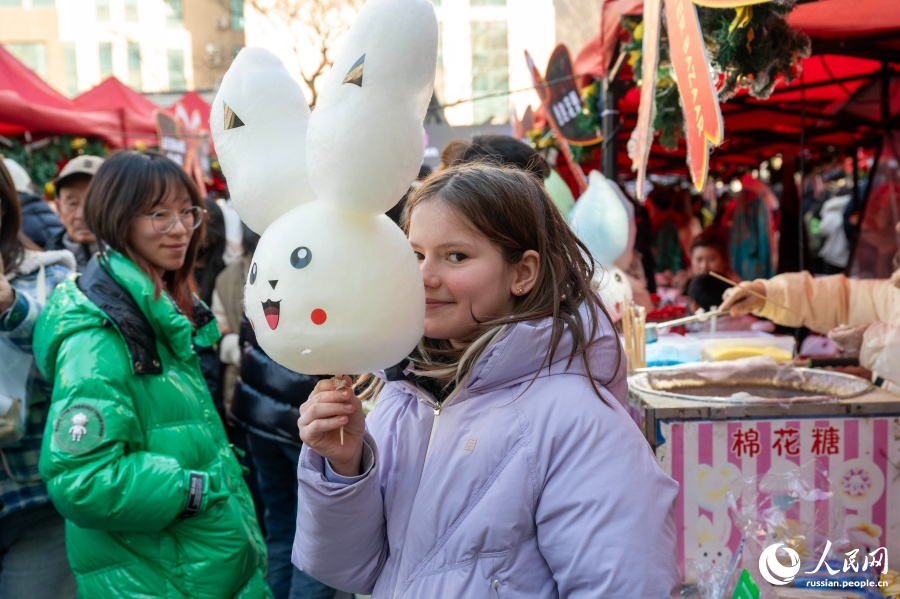 Зимняя ярмарка для иностранцев открылась в Уси
