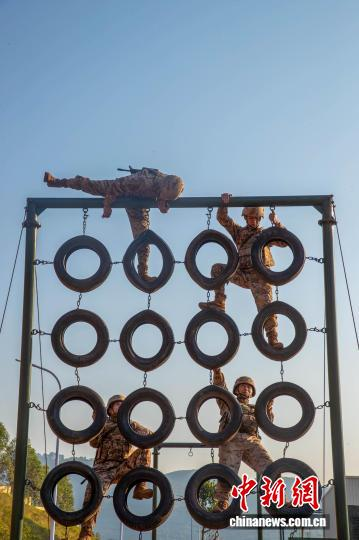 Вооружённая полиция Китая провела тренировочные занятия в Гуанси