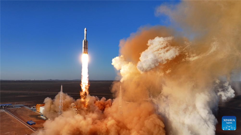 Китай запустил в космос ракету-носитель Лицзянь-2 Y1