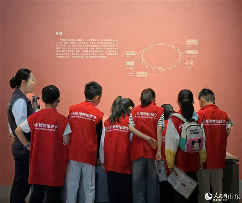 В музее провинции Шаньдун представлена выставка о культуре эпохи ранней Мин